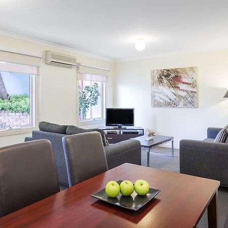 Hawthorn Gardens Serviced Apartments Мельбурн Экстерьер фото
